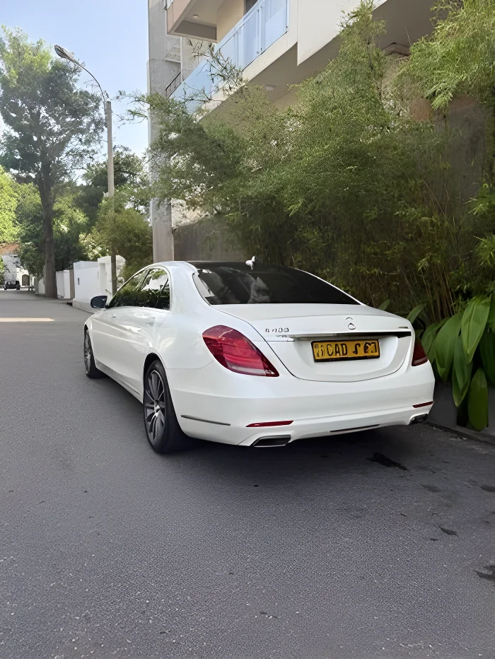 Thumbnail 3 background