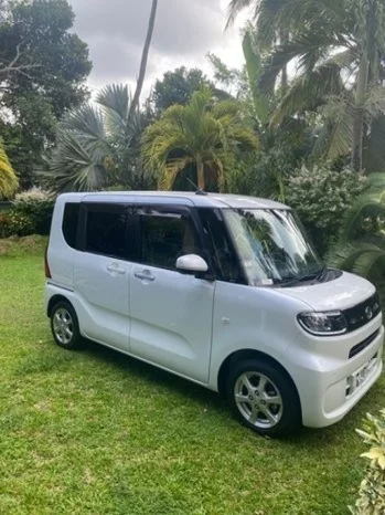 Thumbnail 1 background