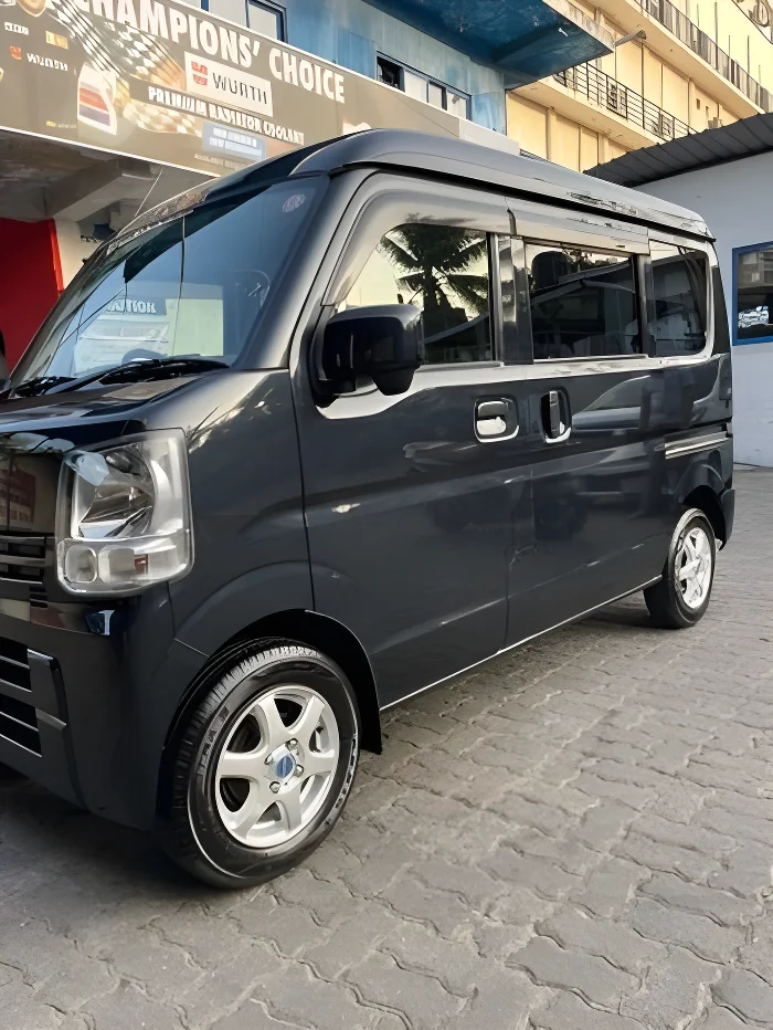 Thumbnail 1 background