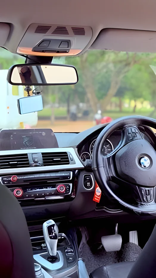 Thumbnail 1 background