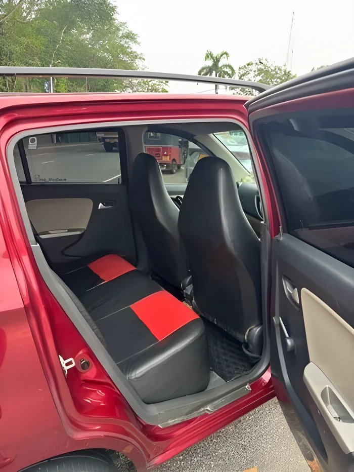 Thumbnail 3 background