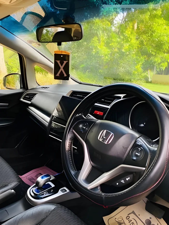 Thumbnail 2 background