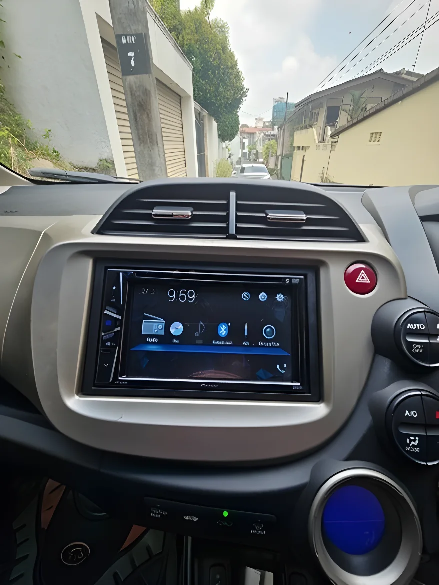 Thumbnail 4 background