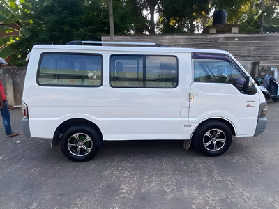 1998 Nissan Vanette