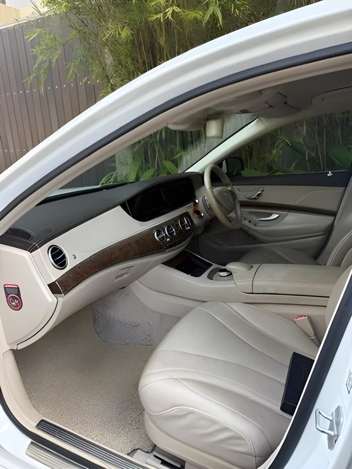 Thumbnail 1 background