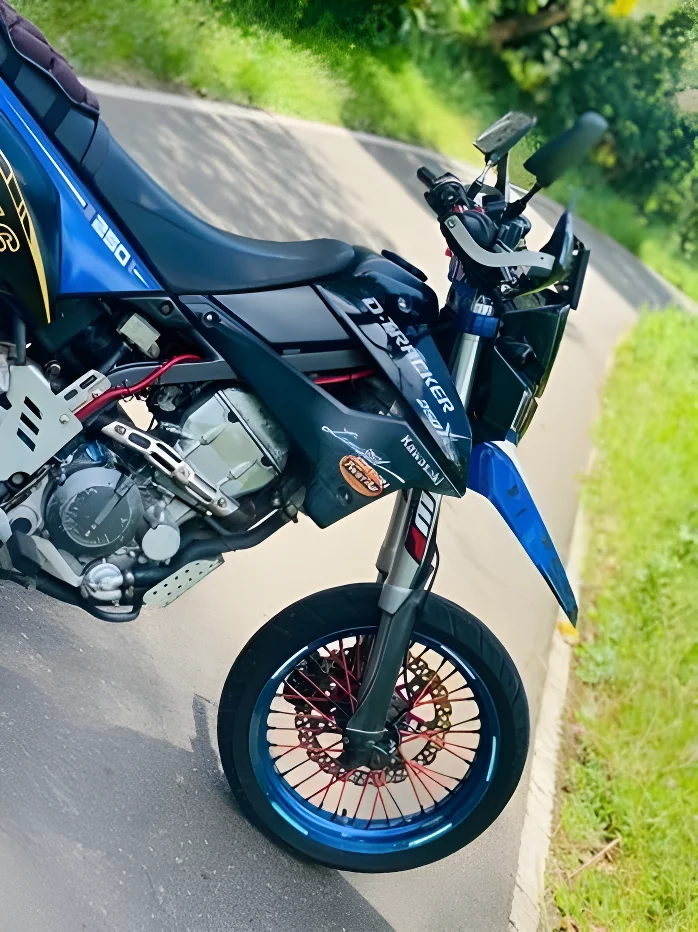 Thumbnail 2 background