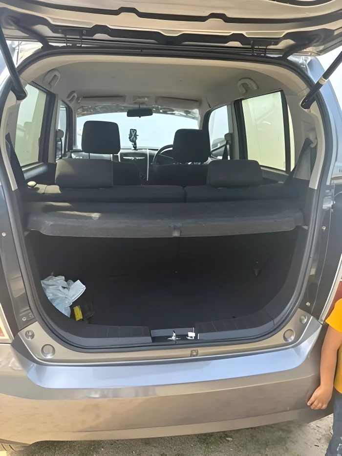 Thumbnail 4 background