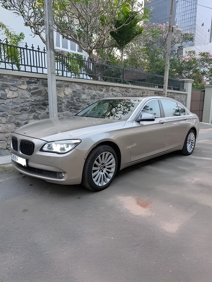 Thumbnail 1 background