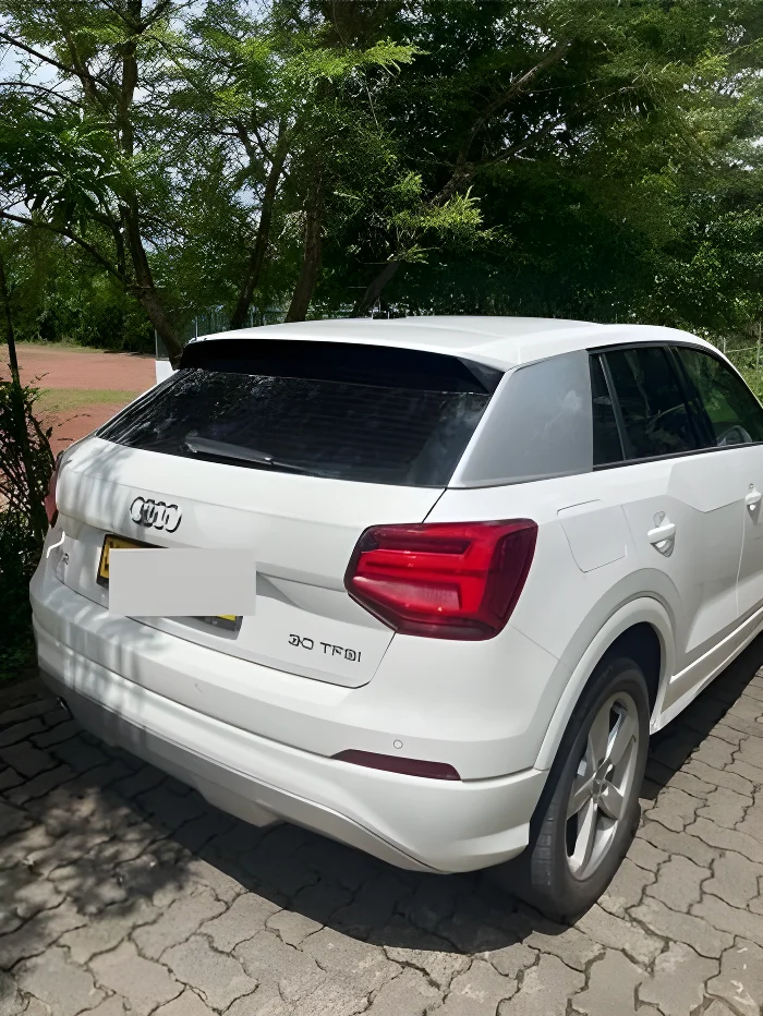 Thumbnail 4 background