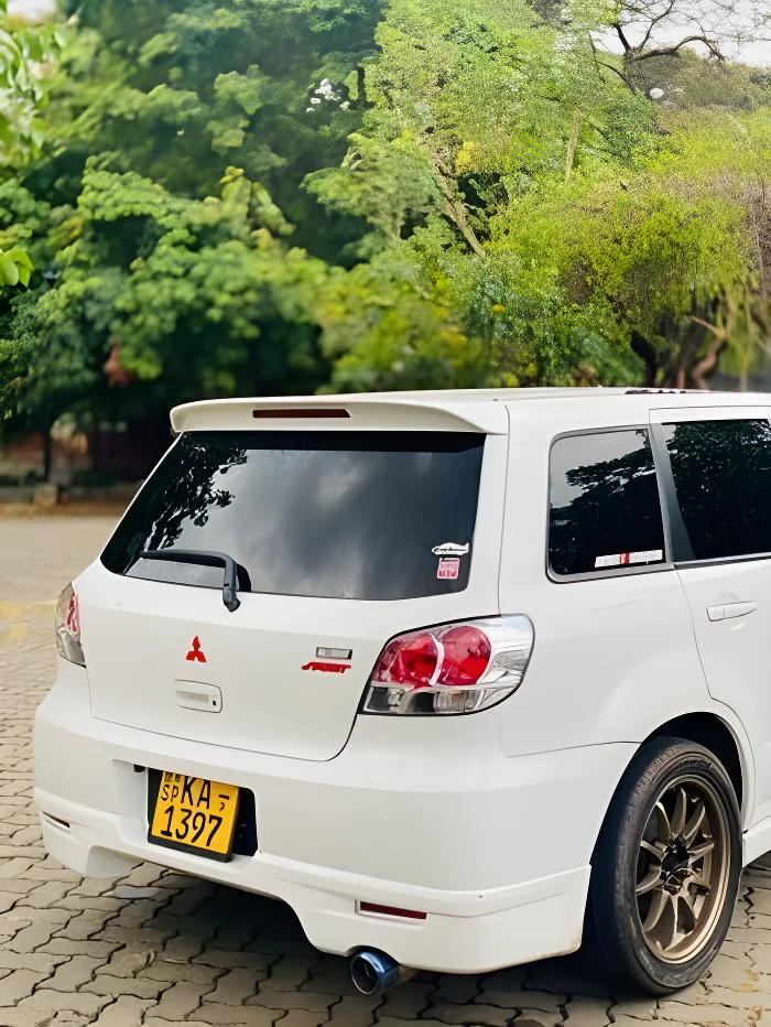 Thumbnail 3 background