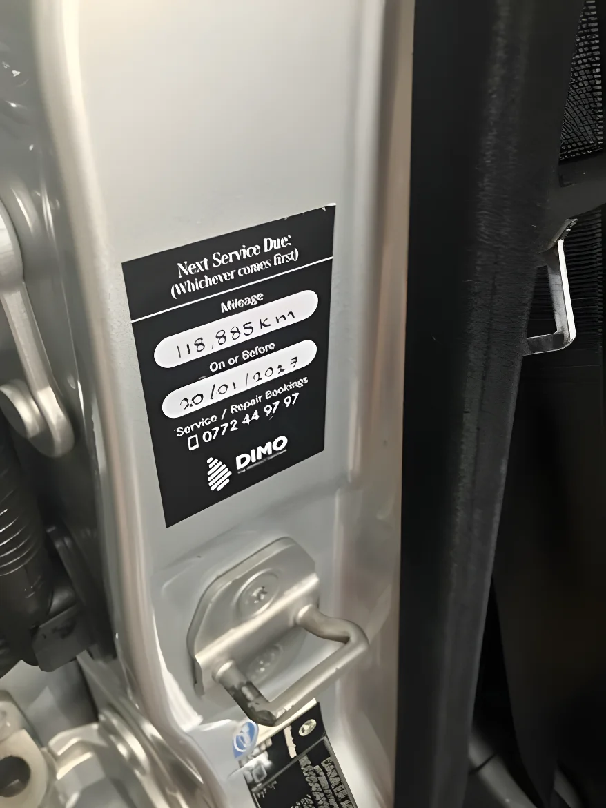 Thumbnail 2 background