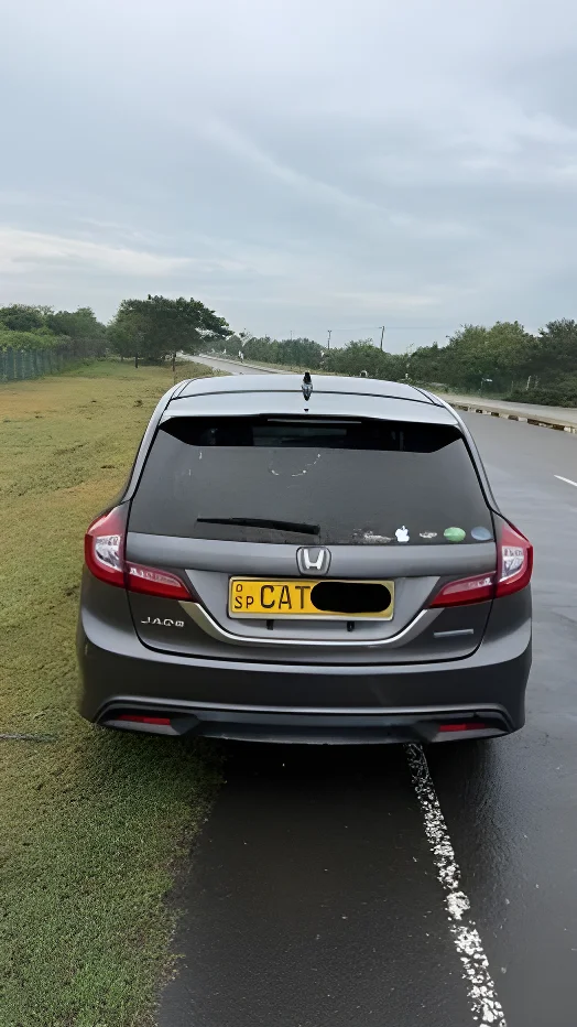 Thumbnail 4 background