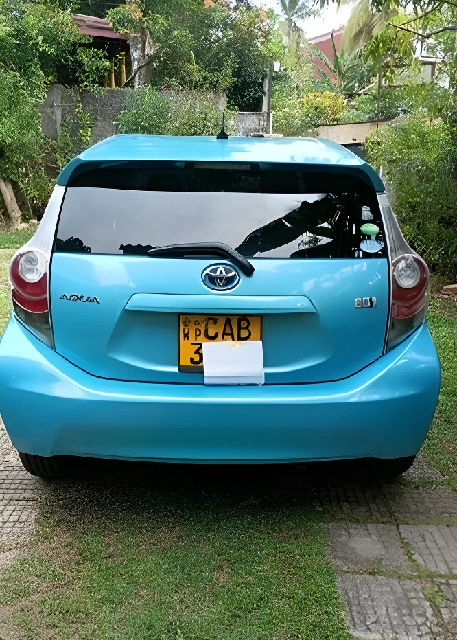 Thumbnail 4 background