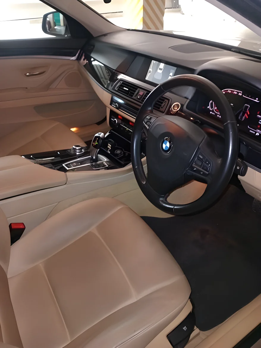 Thumbnail 3 background