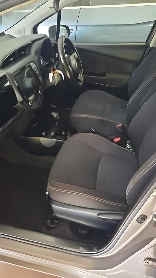 Thumbnail 2 background