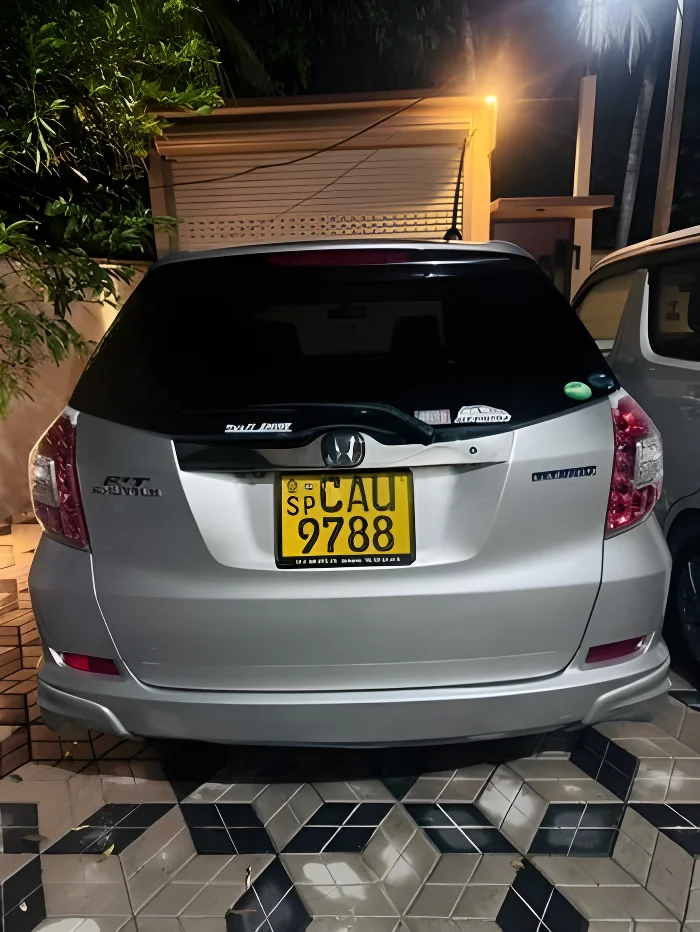 Thumbnail 2 background