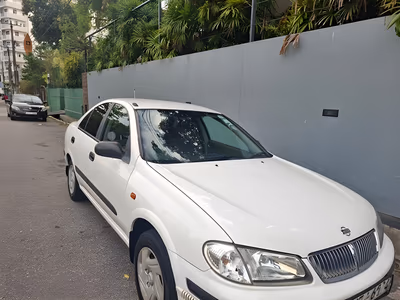 2002 Nissan Sunny
