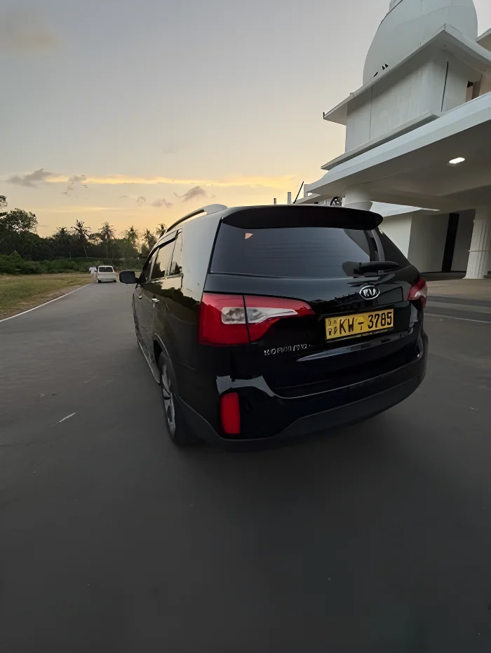 Thumbnail 4 background