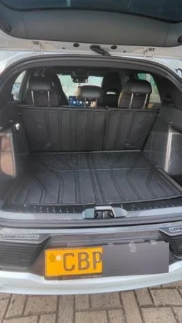 Vehicle image 9 background