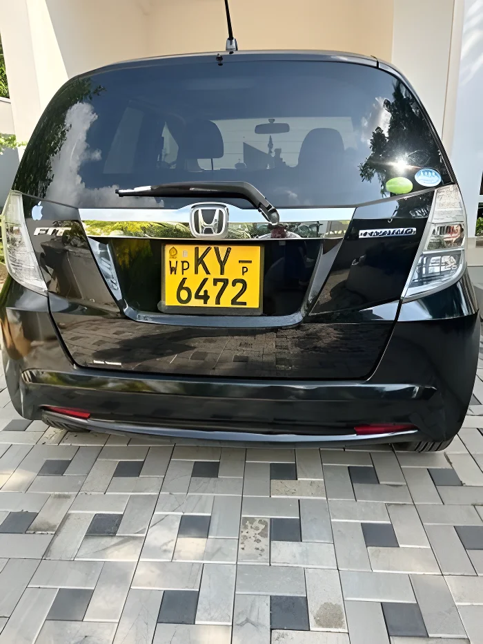 Thumbnail 4 background