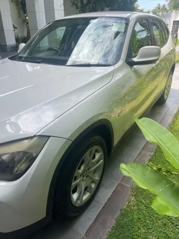 Thumbnail 4 background