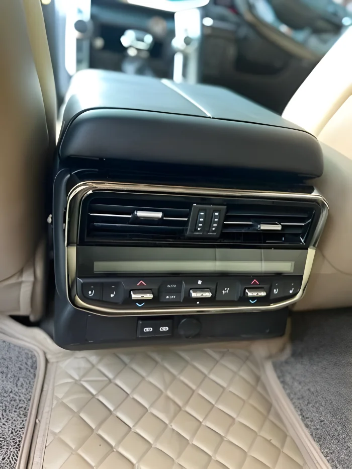 Thumbnail 1 background