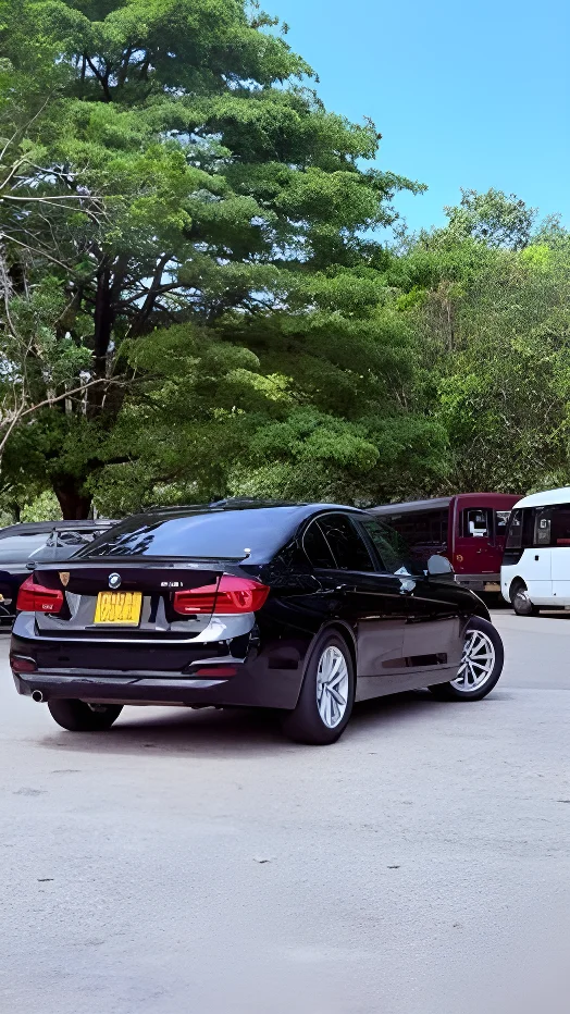 Thumbnail 4 background