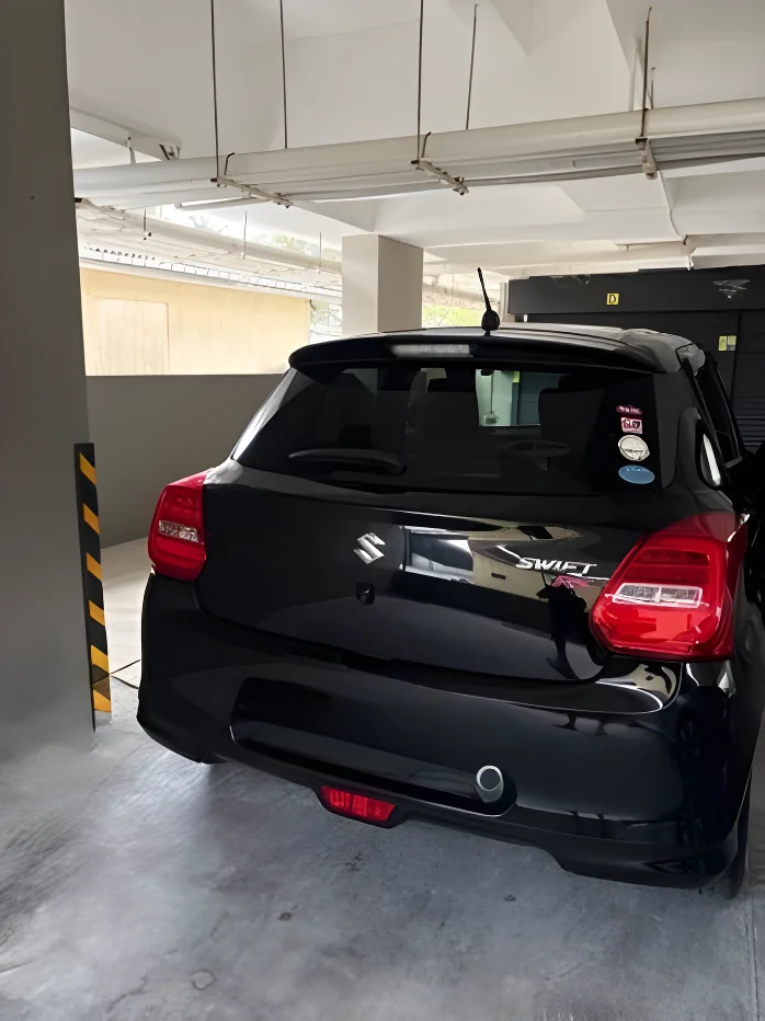 Thumbnail 4 background