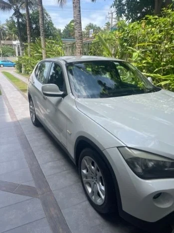 Thumbnail 2 background