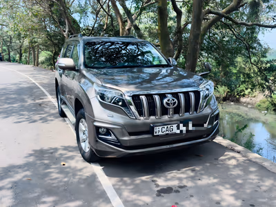 2015 Toyota Land Cruiser Prado