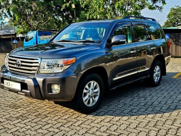 2013 Toyota Land Cruiser Sahara