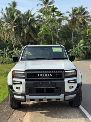 2024 Toyota Land Cruiser Prado