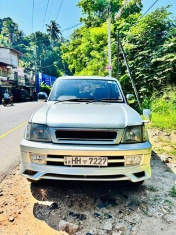 2000 Toyota Land Cruiser Prado