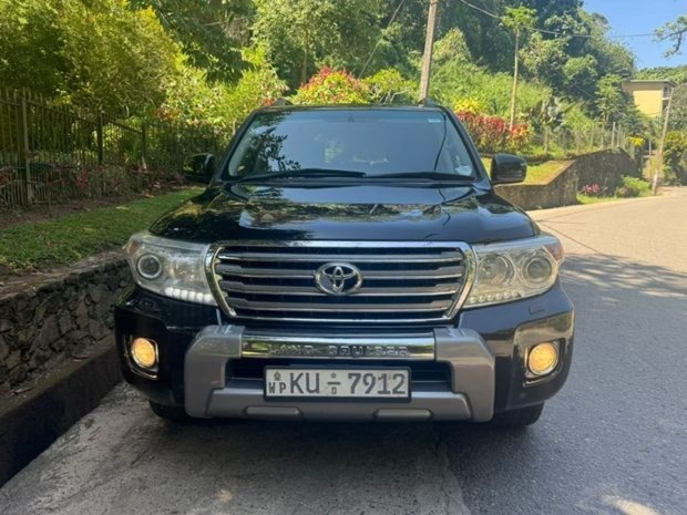 2012 Toyota Land Cruiser Sahara