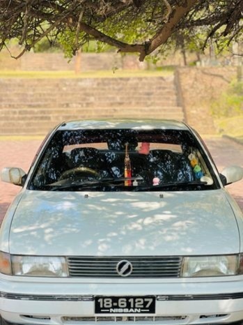 1990 Nissan Sunny