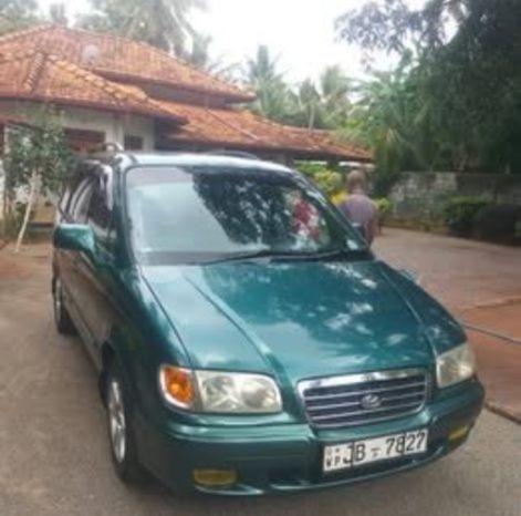 2000 Hyundai Trajet