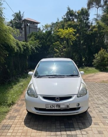 2003 Honda Fit