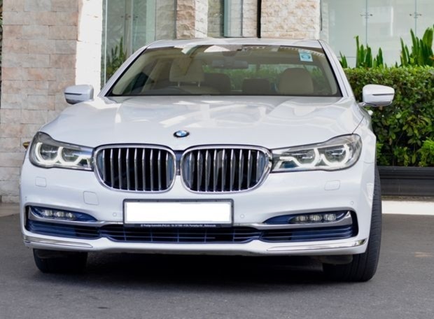 2017 BMW 740Le