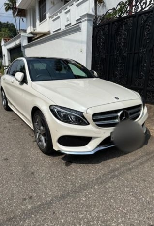 2015 Mercedes Benz C200