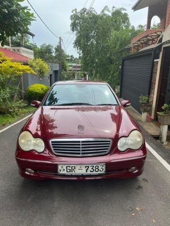 2002 Mercedes Benz C200